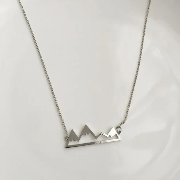 1pcs Minimalist Pendant Necklaces Fashion Female Heart Arrow Cross Moon Star Of Luck Dove Of Peace Necklace Jewelry Summer 2018