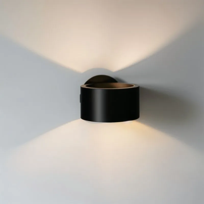 Candra Wall Lamp