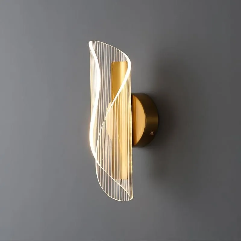 Curl Wall Lamp