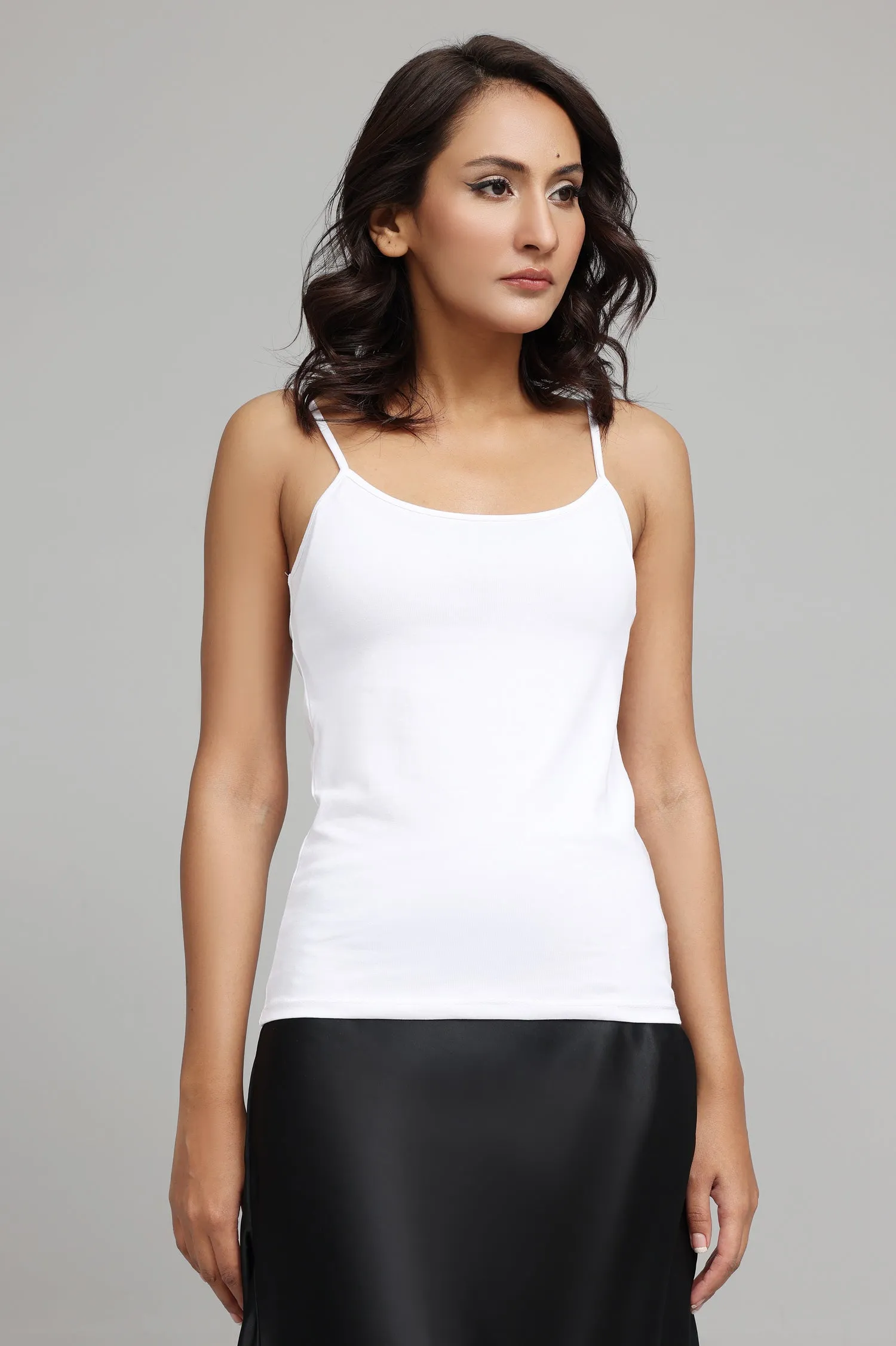 ESSENTIAL SPEGHETTI STRAP CAMI-WHITE