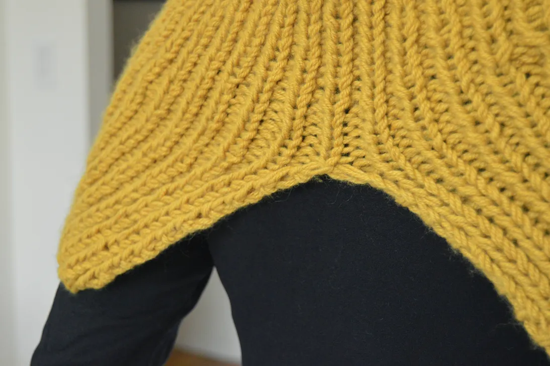 Gold Street Cowl