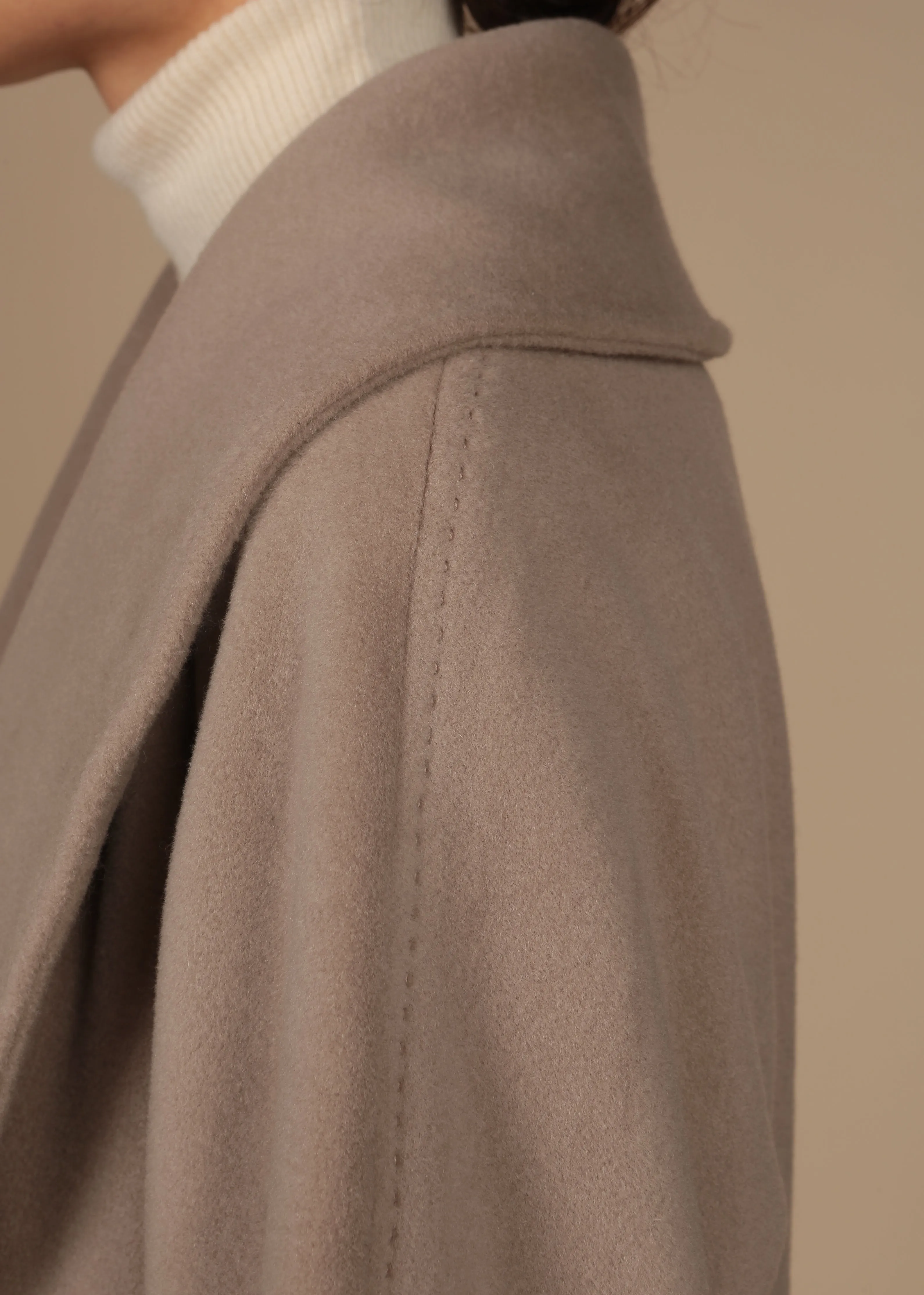 ‘Hepburn’ Italian Virgin Wool and Cashmere Coat in Grigio