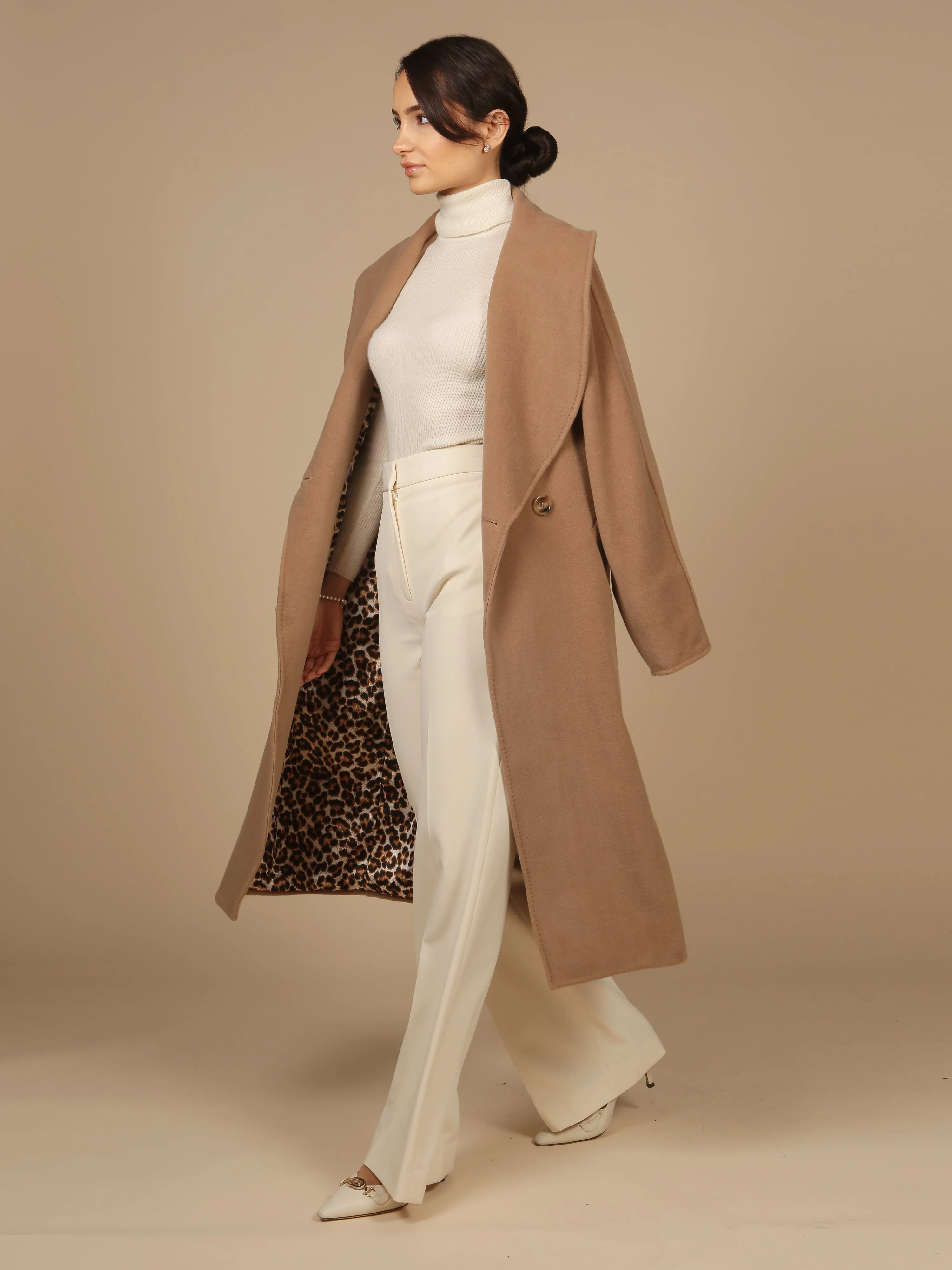 ‘Hepburn’ Italian Virgin Wool and Cashmere Coat in Grigio