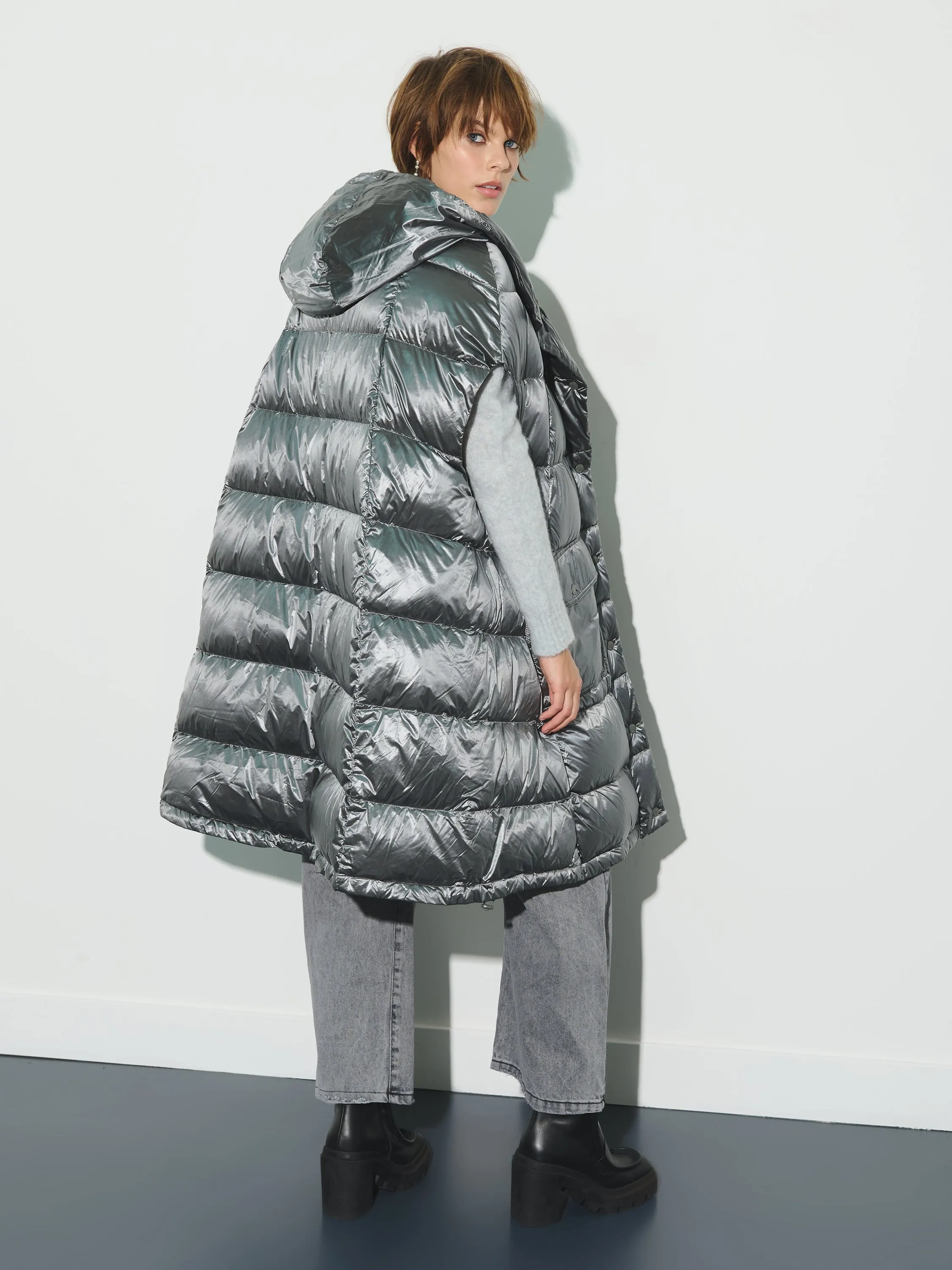 Metallic long puffer vest