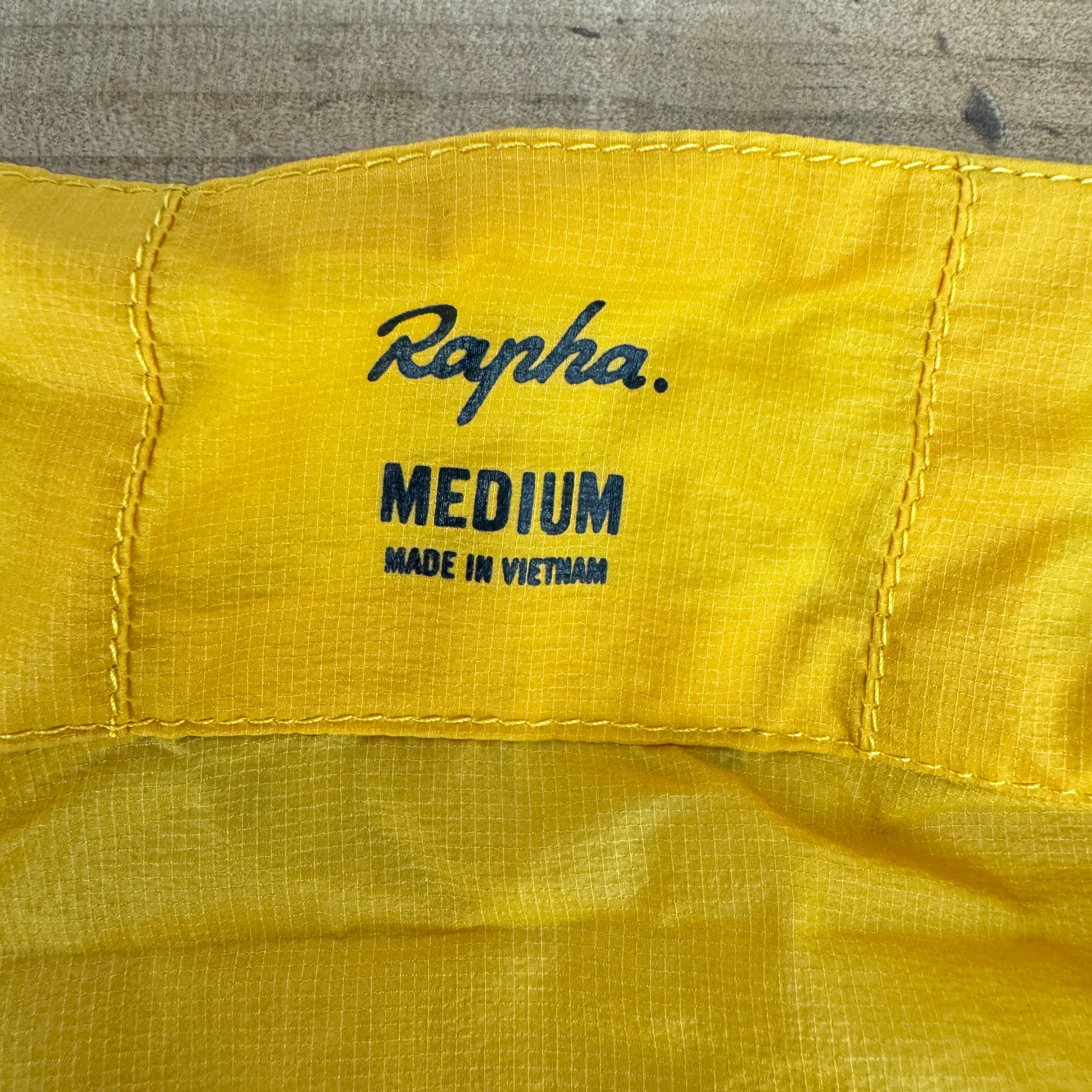 Worn Once! Rapha Explore Lightweight Gilet Men's Medium Yellow Cycling Vest